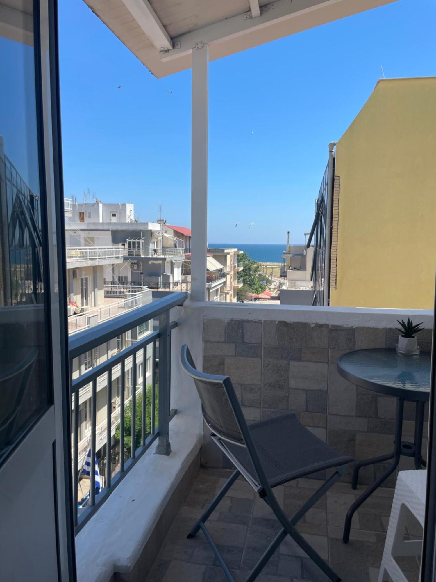 Lux Apartment 10M From Center Alexandroupolis Buitenkant foto